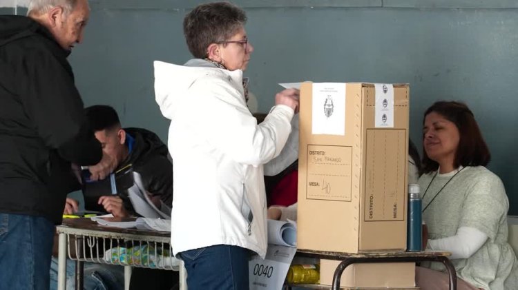 Peronists beat Milei in key Argentina vote