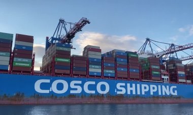 U.S. and China impose rival port fees