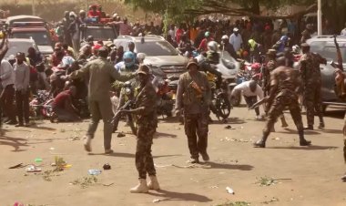 Chaos erupts at Odinga memorial in Nairobi