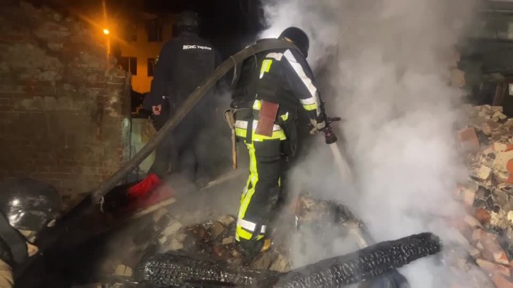 Russian bombs hit hospital in Kharkiv