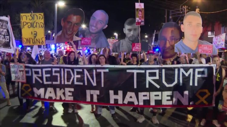 Israeli families march for cease-fire