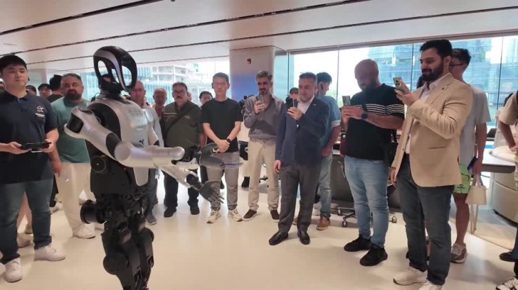 Holiday spending surges across China