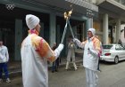 Olympic flame begins Greek relay