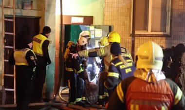 Russian strikes hit Kyiv homes