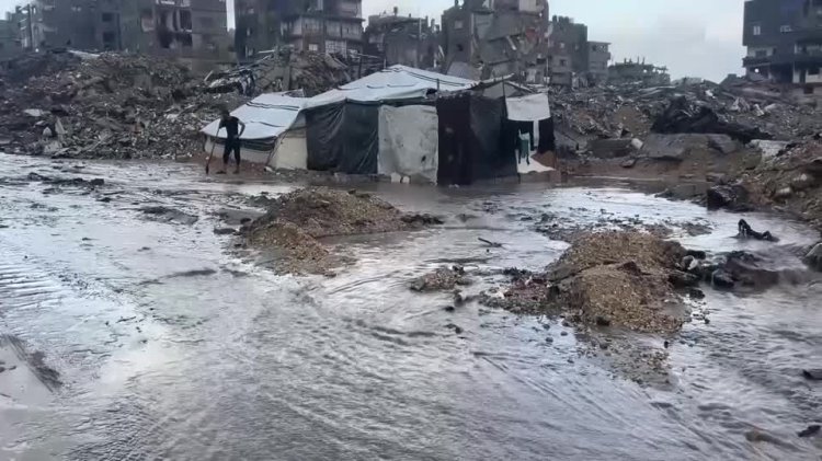 Gaza floods worsen shelter crisis