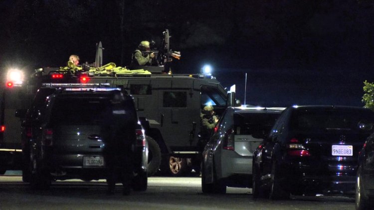 Burbank K-9 killed after standoff