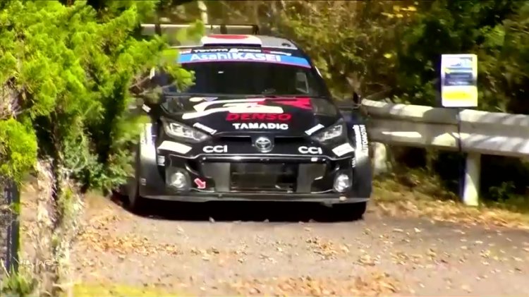 Ogier leads Rally Japan after Rovanperä setback