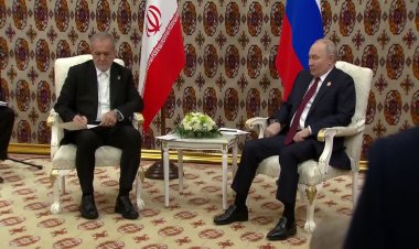 Iran, Russia push strategic ties