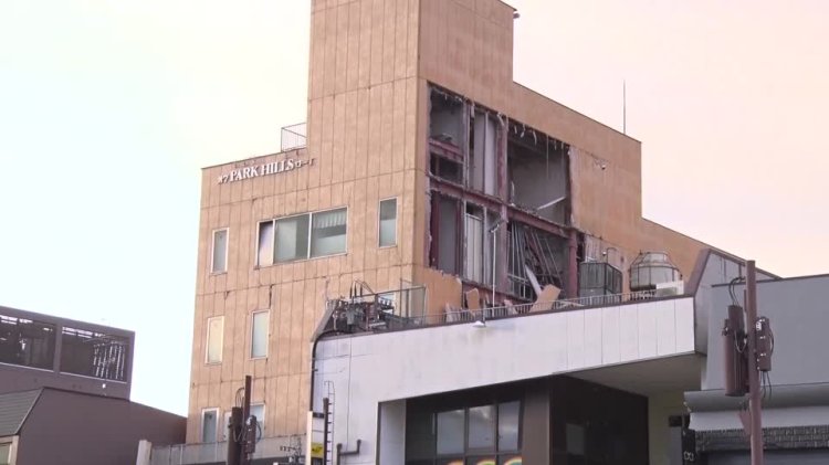 Japan lifts warnings after strong quake