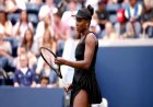 Venus Williams returns to Australian open