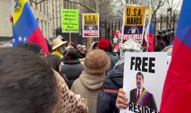 Protests erupt as Nicolás Maduro appears in Manhattan court