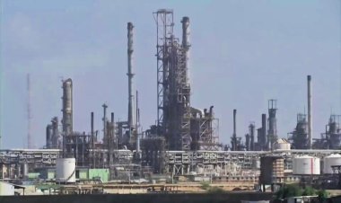 Venezuela crude deal shifts oil to U.S.