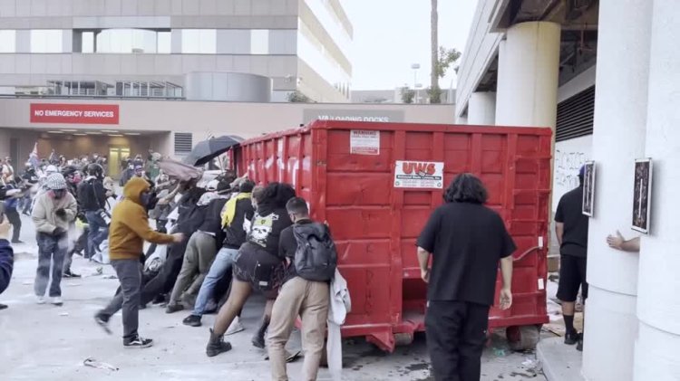 Protests erupt outside ICE center in Los Angeles