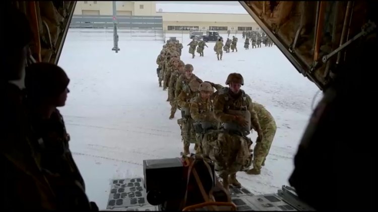 Pentagon readies troops amid Minnesota unrest