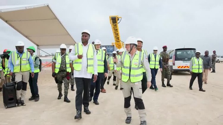 Mozambique restarts stalled LNG project