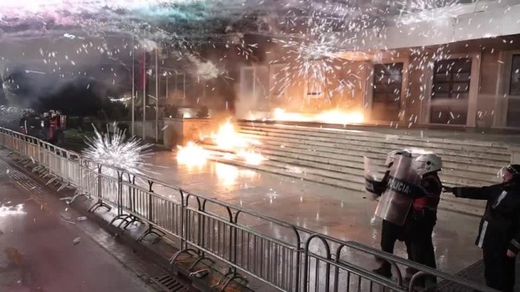 Albania protests erupt over graft claims