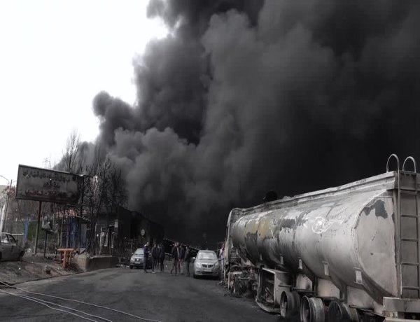 U.S. allows limited sale of Iranian oil