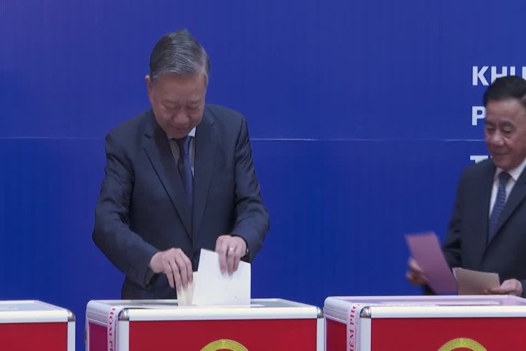 Vietnam holds National Assembly vote