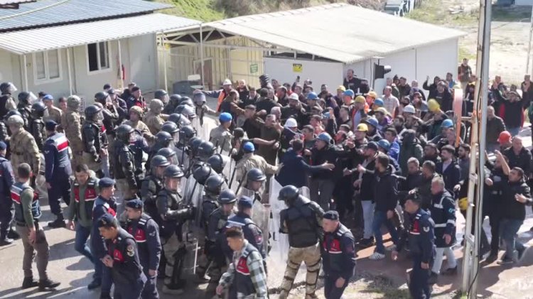 Miners clash with police in Turkiye