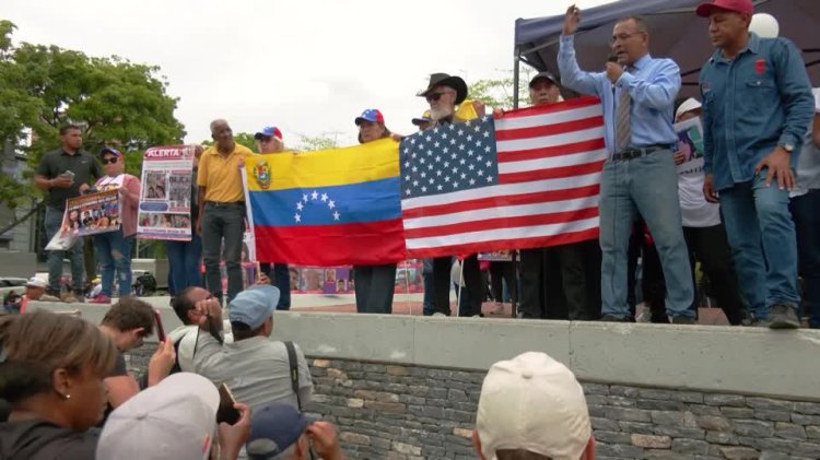 Venezuelans protest at U.S. embassy