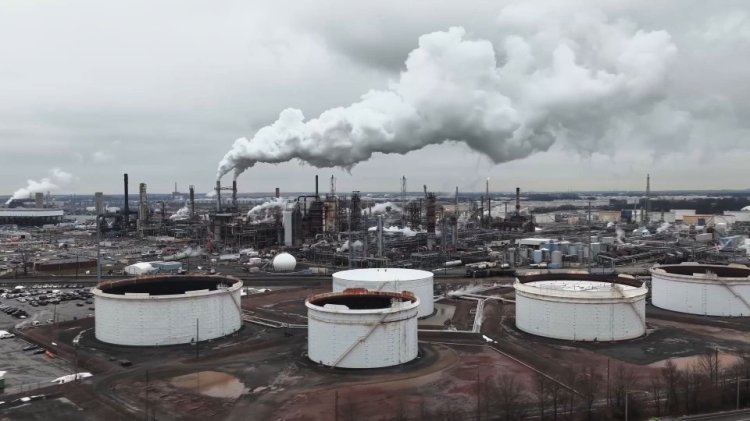 Oil prices plunge on ceasefire