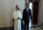 Marco Rubio meets Pope Leo at Vatican