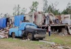 Tornadoes batter Mississippi