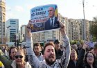 Pro-government rally held in Bucharest