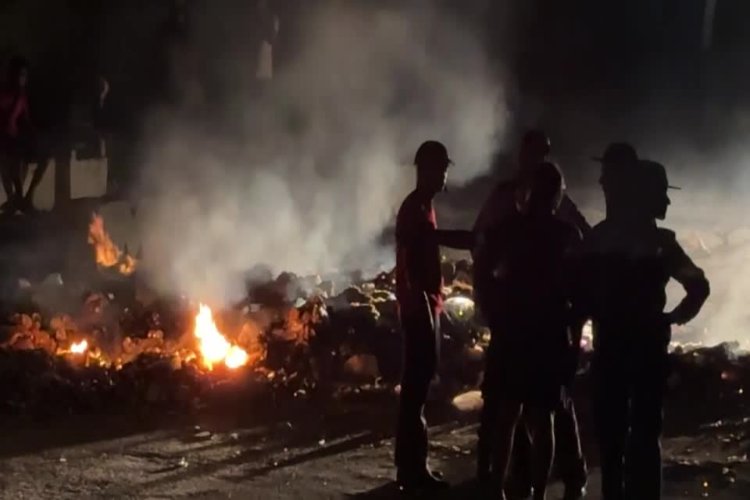 Blackouts spark protests in Havana