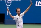 Medvedev and Pegula advance at U.S. Open