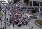Kyiv rallies for ousted defense minister