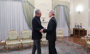 Pakistani Interior Minister meets with Iranian President