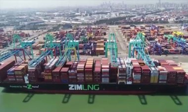 China's trade surges in first seven months