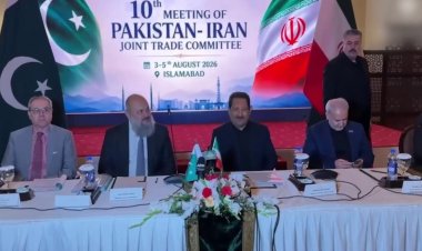 Iran, Pakistan sign new trade agreement