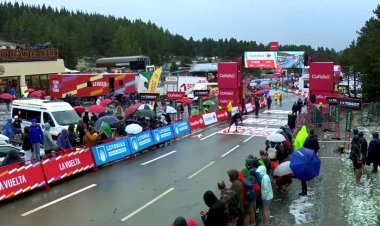 Vuelta stage in Pyrenees abandoned