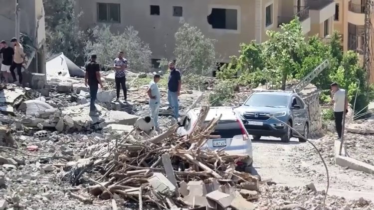 Israeli strike devastates southern Lebanon