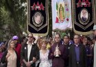 Mexican wrestlers' sacred pilgrimage