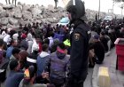 Spain moves migrants from Ceuta beaches