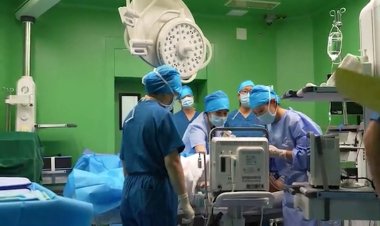 Chinese hospital ship delivers baby in Mauritania