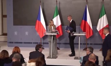 Italian and Czech leaders meet in Prague
