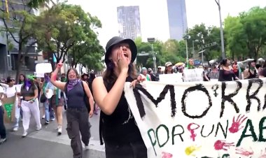 Mexico City women march for abortion access