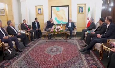Iran and Pakistan deepen bilateral ties
