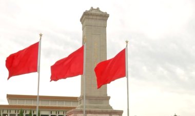 China honors fallen heroes at solemn ceremony