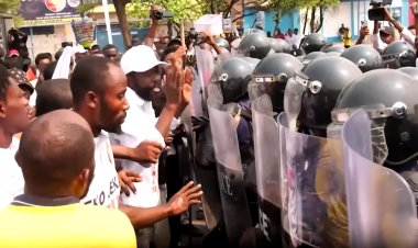 DRC police disperse protests over term limits
