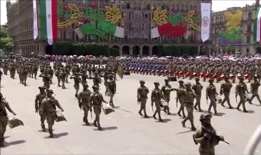 Mexico holds grand military independence parade