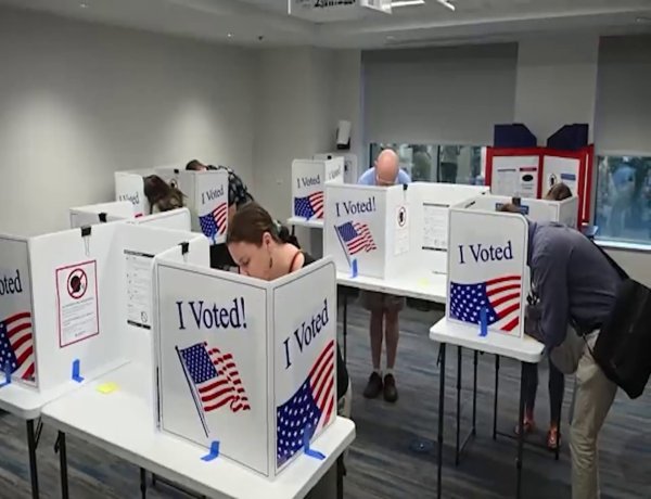 U.S. early voting begins for midterms