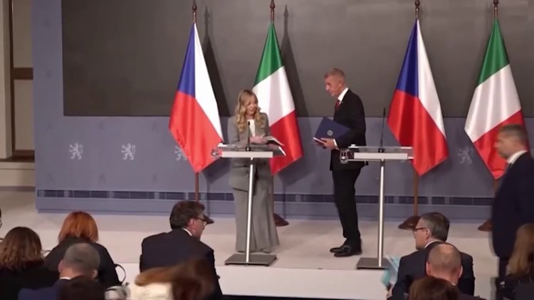 Italian and Czech leaders meet in Prague