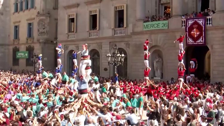 Barcelona's human towers reach new heights